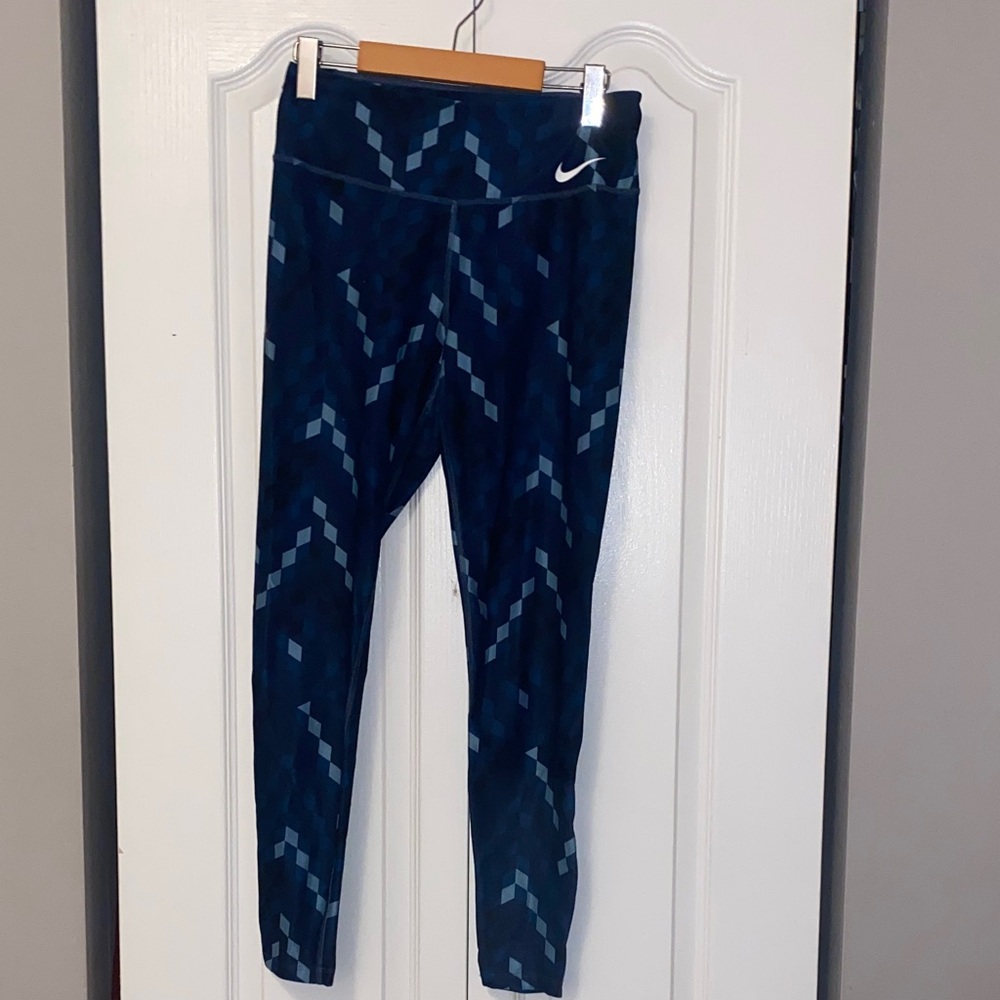 Nike Women's Navy Patterned Leggings